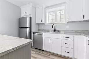 35 Liberty Ave, Revere, MA 02151 - Photo 34