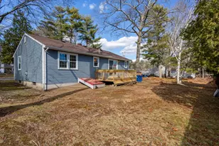 946 Thorndike St, New Bedford, MA 02745 - Photo 4