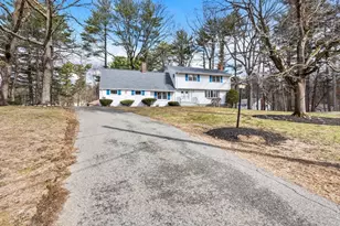 26 Ledgewood Dr, Danvers, MA 01923 - Photo 2