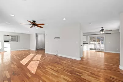 12 Bylund Ave, Auburn, MA 01501 - Photo 8