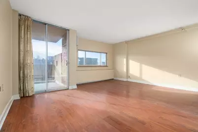 872 Massachusetts Avenue #304, Cambridge, MA 02139 - Photo 2