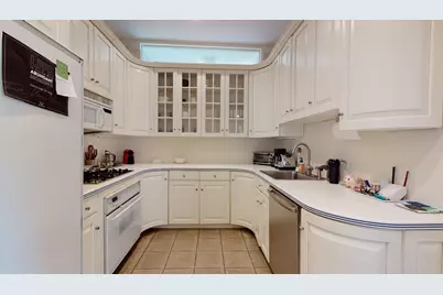 295-297 Beacon Street #52, Boston, MA 02116 - Photo 6