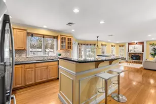 25 Liberty Ave, Lexington, MA 02420 - Photo 12