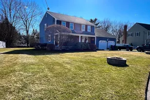 29 Louanis Dr, Reading, MA 01867 - Photo 1