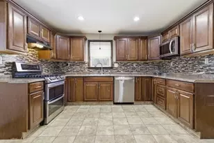 65 Gore Rd, Revere, MA 02151 - Photo 12