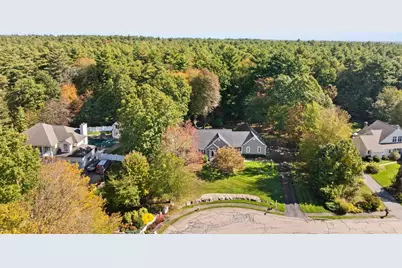 201 Buck Knoll Rd, Raynham, MA 02767 - Photo 2