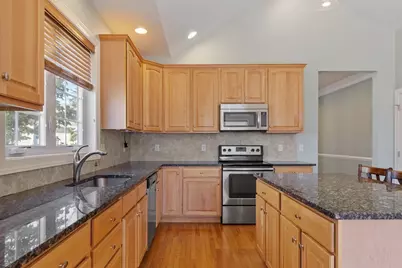 13 Wilshire Way #13, Marlborough, MA 01752 - Photo 12