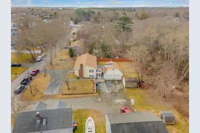 24 Sylvia St, Fairhaven, MA 02719 - Photo 4