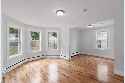 25 Cane St, Fitchburg, MA 01420 - Photo 8