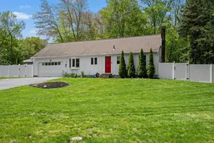 650 Grafton St, Shrewsbury, MA 01545 - Photo 4