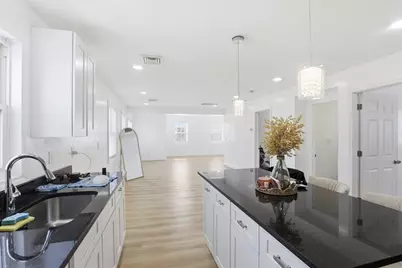 18 Haynes St, Worcester, MA 01603 - Photo 32