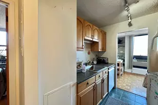 45 Trowbridge, Cambridge, MA 02138 - Photo 6