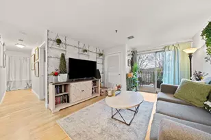 230 Willard St, Quincy, MA 02169 - Photo 2