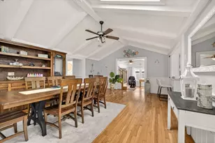 112 Hiatt St, Fall River, MA 02721 - Photo 4