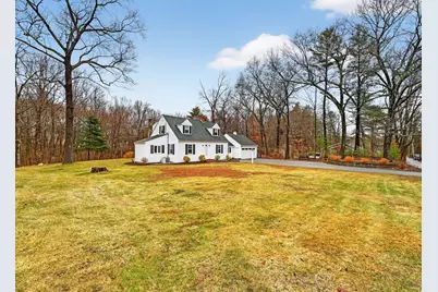 129 Mill St, Hopedale, MA 01747 - Photo 6