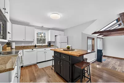 129 Mill St, Hopedale, MA 01747 - Photo 8