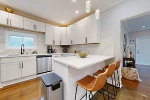 69 Forest St, Watertown, MA 02472 - Photo 10