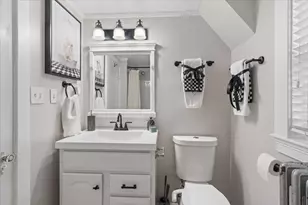 860 Pleasant St, Worcester, MA 01602 - Photo 24