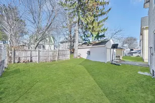 69-71 Elmwood Ave, Holyoke, MA 01040 - Photo 28