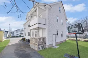 69-71 Elmwood Ave, Holyoke, MA 01040 - Photo 30