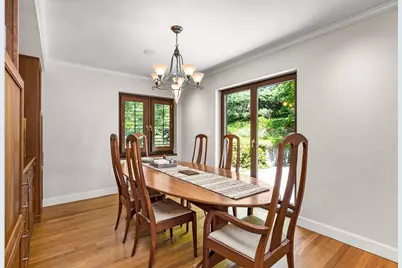 34 Lagrange St, Brookline, MA 02467 - Photo 12