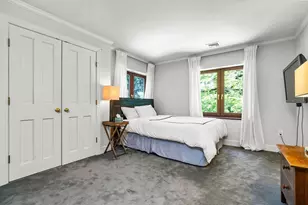 34 Lagrange St, Brookline, MA 02467 - Photo 26