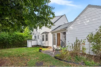 36 Melrose St, Worcester, MA 01605 - Photo 4