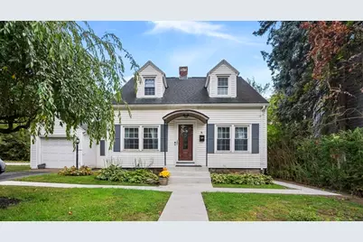 36 Melrose St, Worcester, MA 01605 - Photo 2