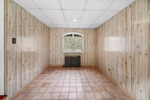 36 Melrose St, Worcester, MA 01605 - Photo 32