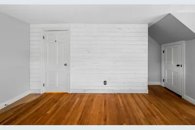 36 Melrose St, Worcester, MA 01605 - Photo 20