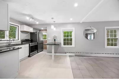 36 Melrose St, Worcester, MA 01605 - Photo 12