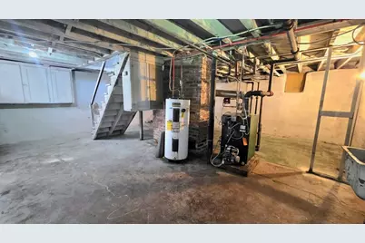 36 Melrose St, Worcester, MA 01605 - Photo 34