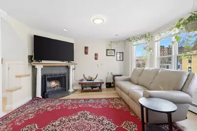 626 Washington St #4, Brookline, MA 02446 - Photo 2