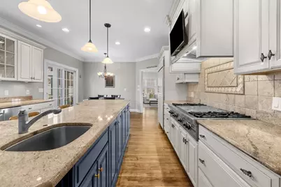 4 Bruce St, Grafton, MA 01519 - Photo 16