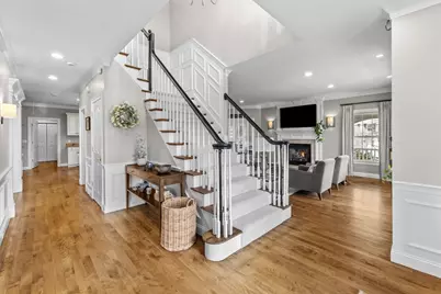 4 Bruce St, Grafton, MA 01519 - Photo 8