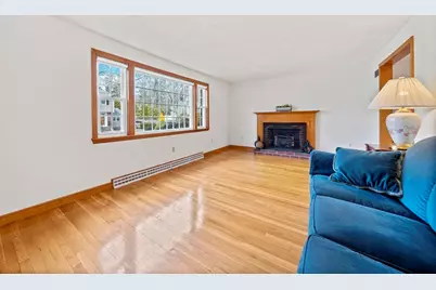 32 Nichols Ave, Avon, MA 02322 - Photo 14