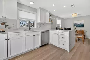 219 Waverley Rd, North Andover, MA 01845 - Photo 8