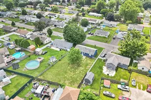 24 Daley St, Chicopee, MA 01013 - Photo 20