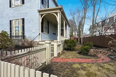 96 Washington Sq East #2, Salem, MA 01970 - Photo 2