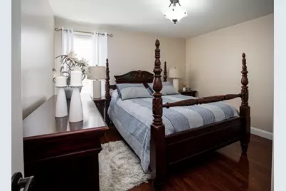 27 Gagnon St, Fall River, MA 02723 - Photo 16