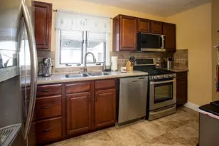 27 Gagnon St, Fall River, MA 02723 - Photo 12