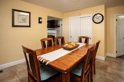 27 Gagnon St, Fall River, MA 02723 - Photo 10