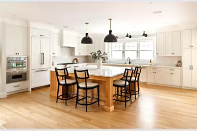 2 Abby Rd, Winchester, MA 01890 - Photo 2