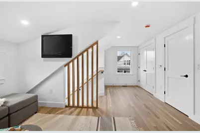 27 Laurel #27, Watertown, MA 02472 - Photo 16