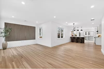 27 Laurel #27, Watertown, MA 02472 - Photo 4