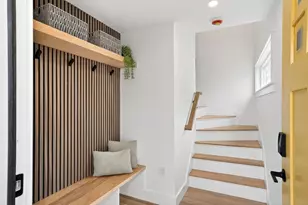 27 Laurel, Watertown, MA 02472 - Photo 2