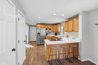 32 Linden Street, Douglas, MA 01516 - Photo 8