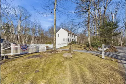 32 Linden Street, Douglas, MA 01516 - Photo 2