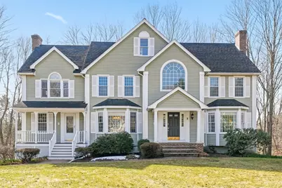 8 Ashford Ln, Andover, MA 01810 - Photo 2