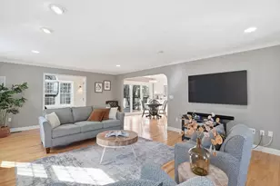 8 Ashford Ln, Andover, MA 01810 - Photo 16